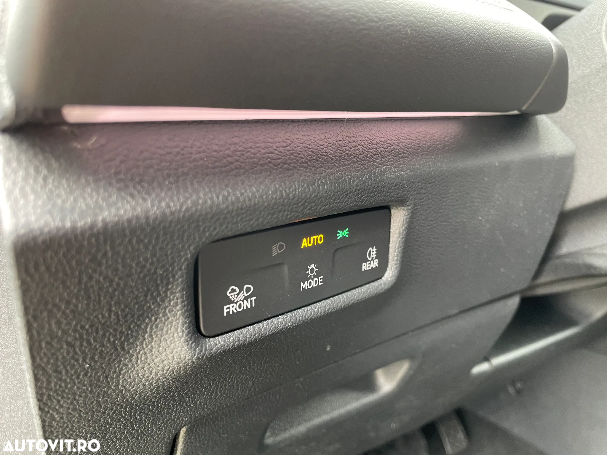 Volkswagen Tayron 1.5 eTSI DSG MHEV Life - 11