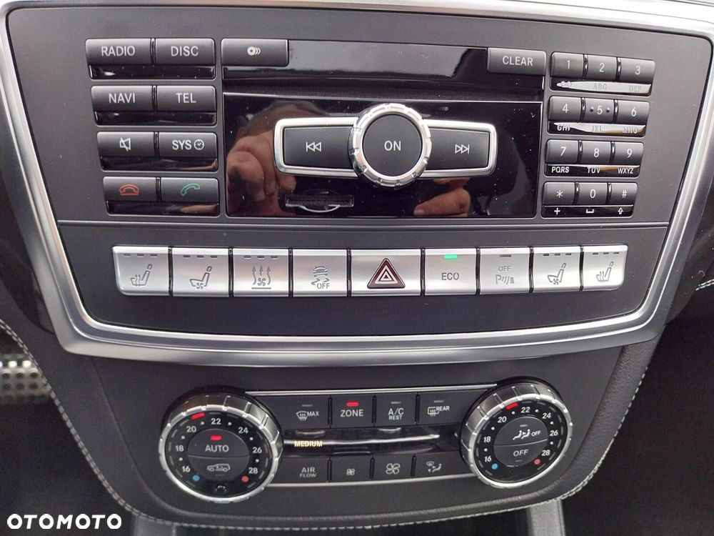 Mercedes-Benz GL - 27