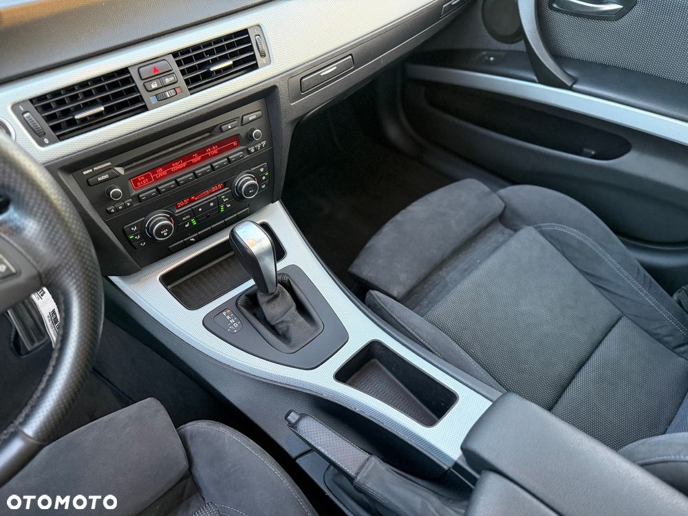 BMW Seria 3 - 18