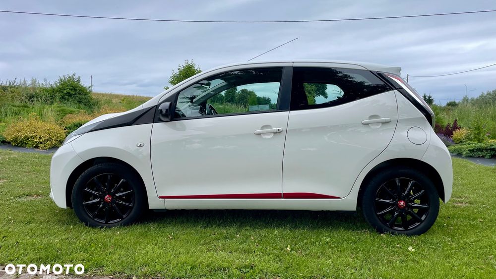 Toyota Aygo x-play - 10