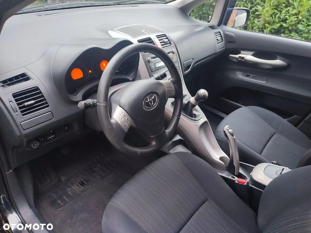 Toyota Auris 1.6 VVT-i Premium - 13