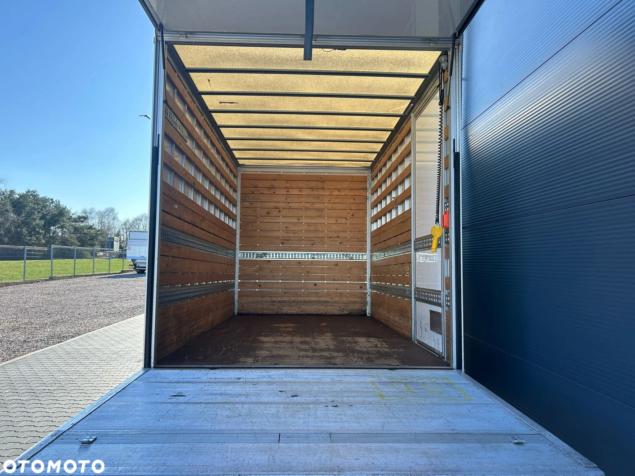 Iveco Daily 40C18 35C18 3.0 HPI Hi-Matic Kontener 8 palet + winda 800kg **Climatronic**Kamera**Sprowadzony**2019R** - 7