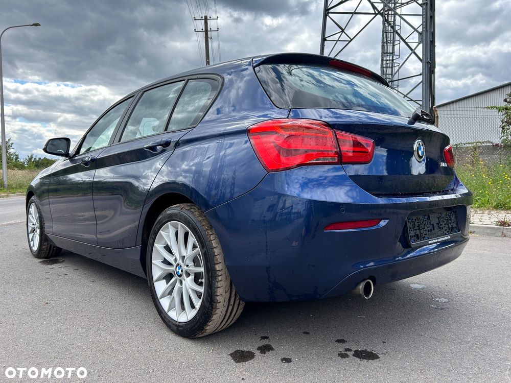 BMW Seria 1 118i - 11