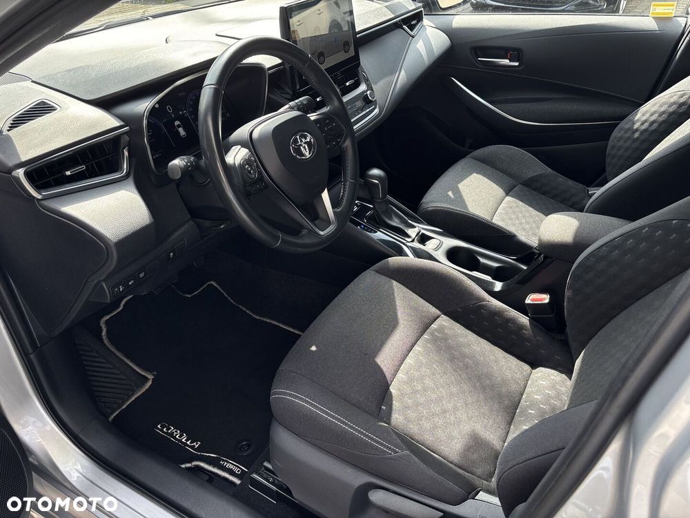 Toyota Corolla - 19