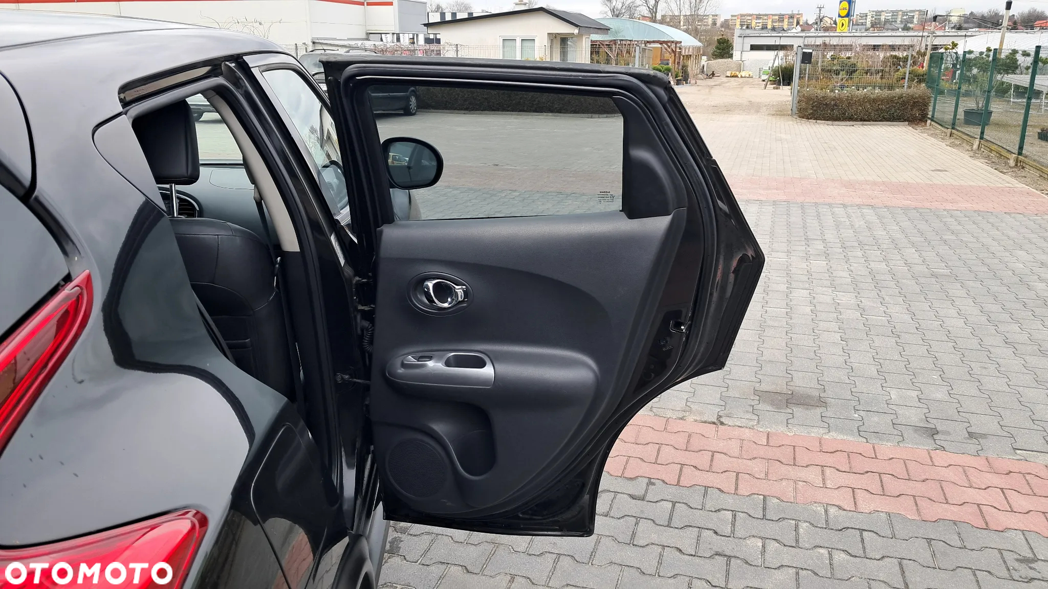 Nissan Juke 1.6 DIG-T N-Connecta EU6 - 11