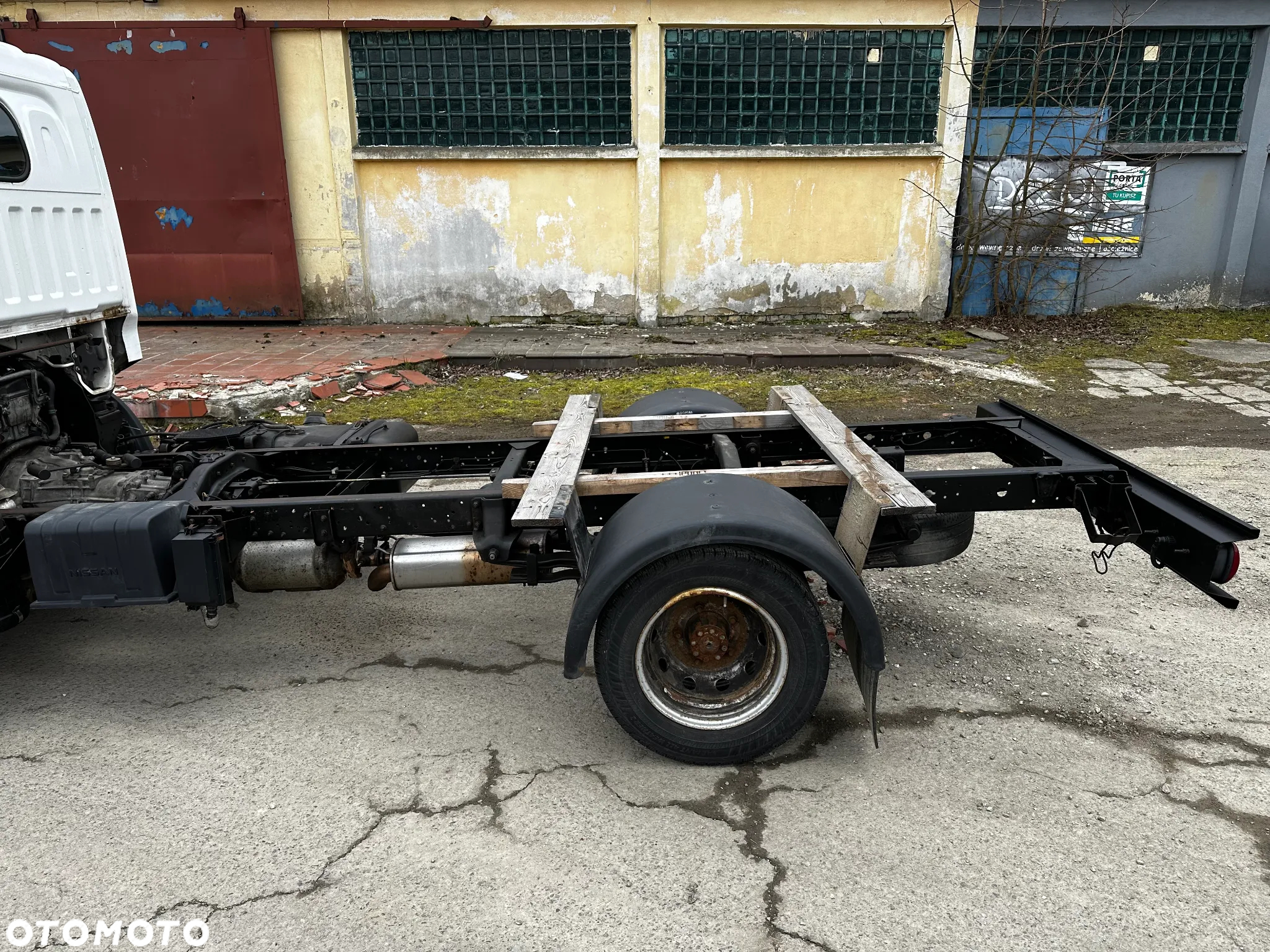 Nissan Cabstar - 6
