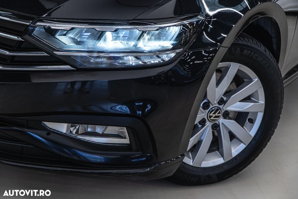 Volkswagen Passat 2.0 TDI DSG Comfortline - 35