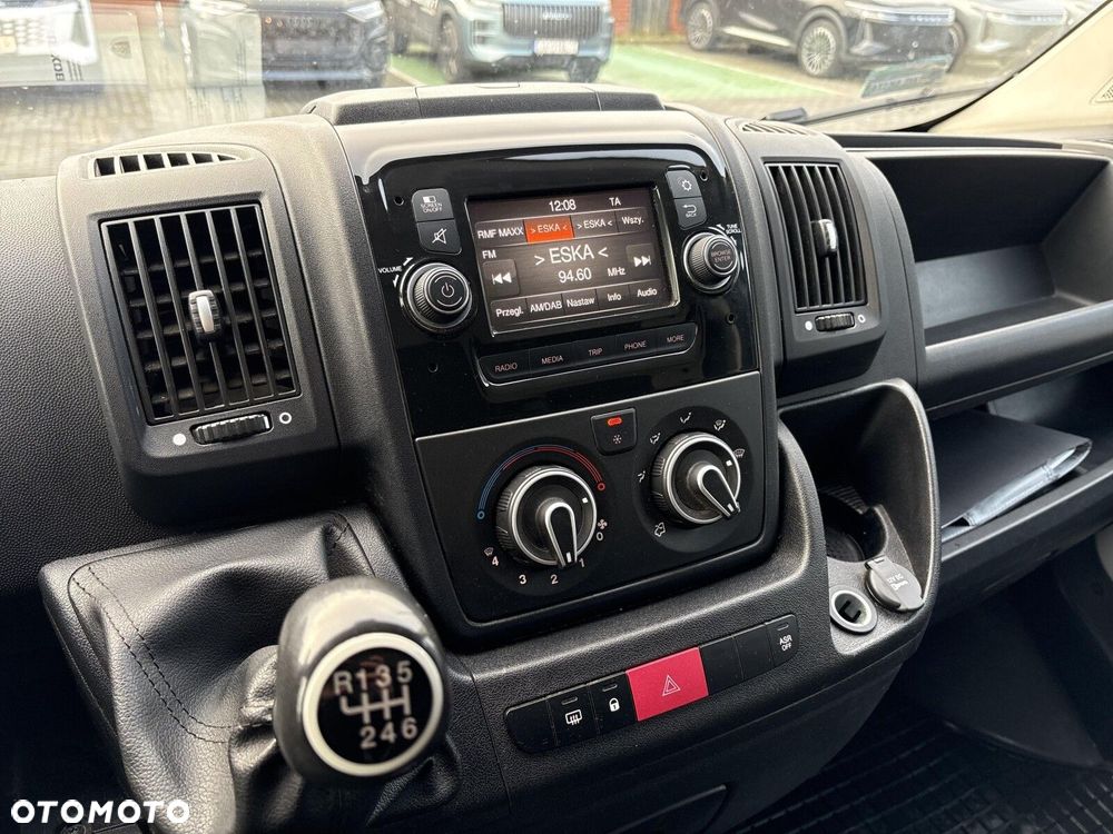 Peugeot boxer PREMIUM - 22