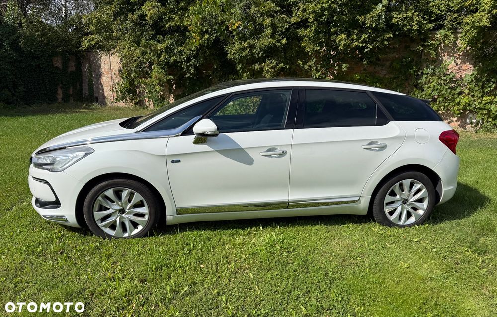 Citroën DS5 Hybrid4 EGS6 Pure Pearl - 2