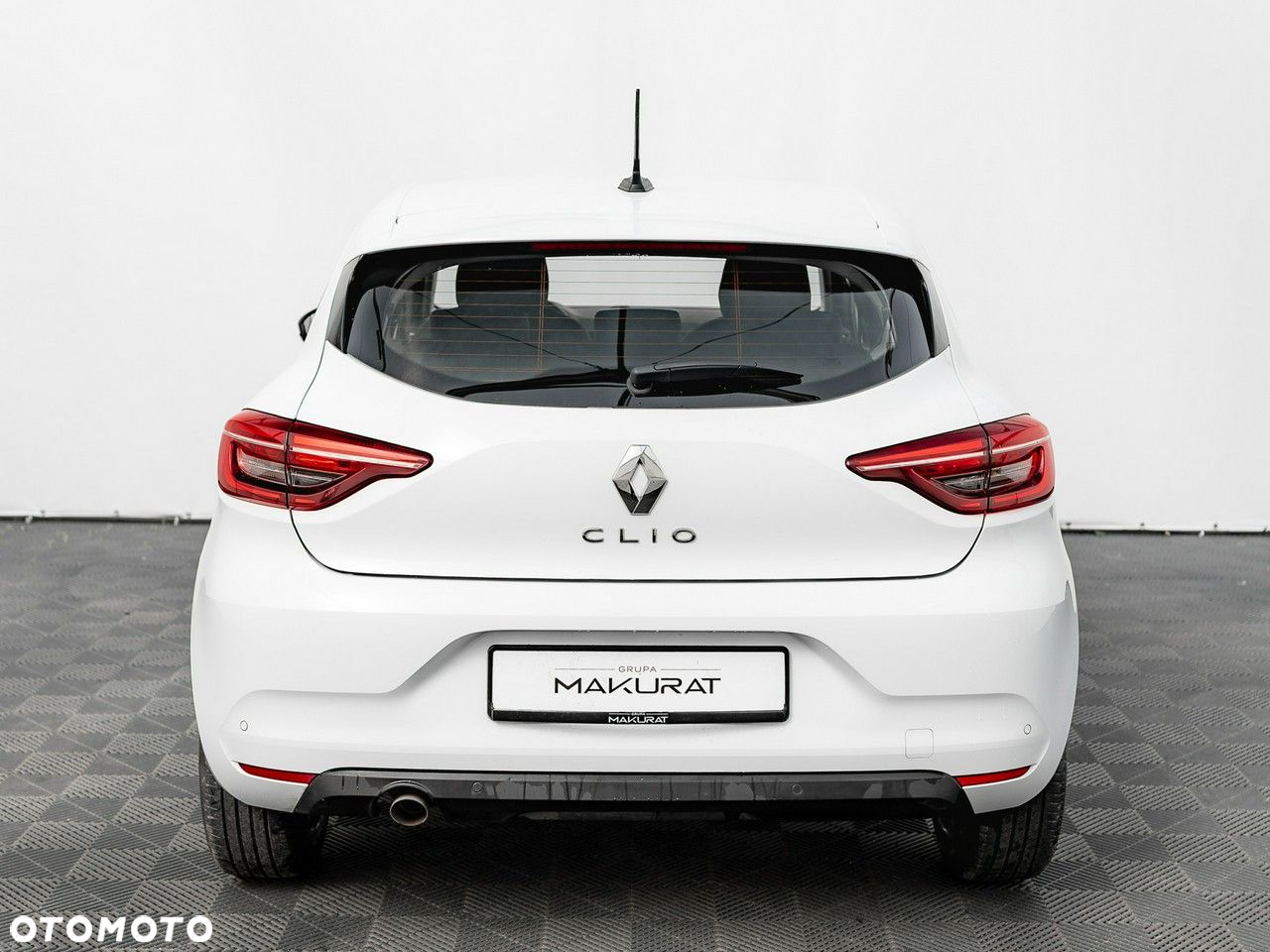 Renault Clio 1.0 TCe Equilibre - 11