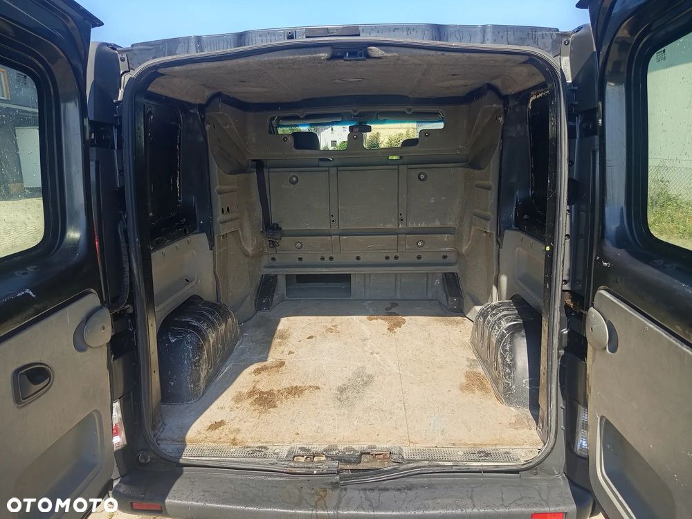 Renault Trafic - 8