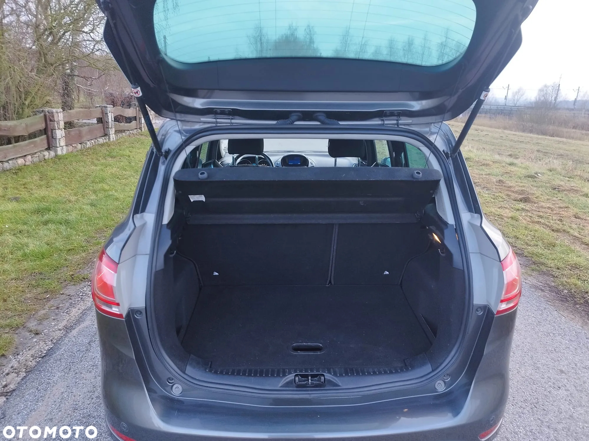 Ford B-MAX - 10