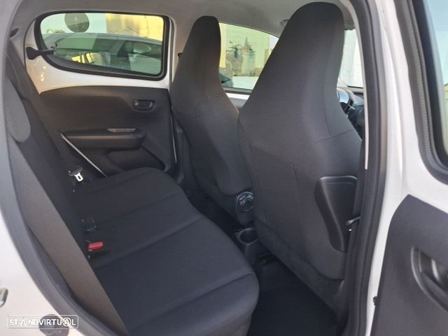 Citroën C1 VTi S&S Live - 30