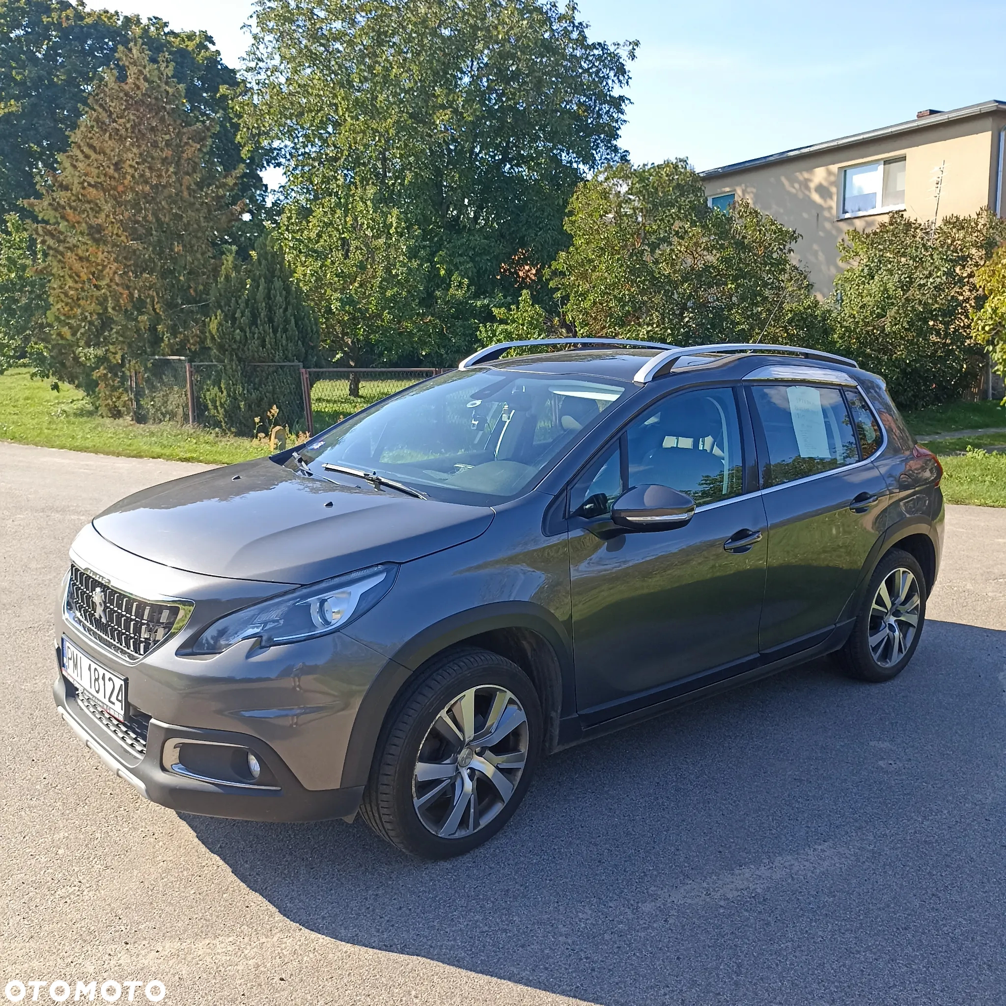 Peugeot 2008 1.2 Pure Tech Allure S&S - 28