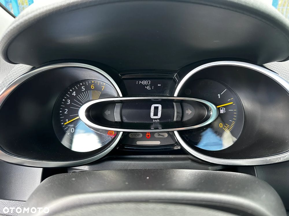 Renault Clio 1.2 16V Limited EU6 - 26