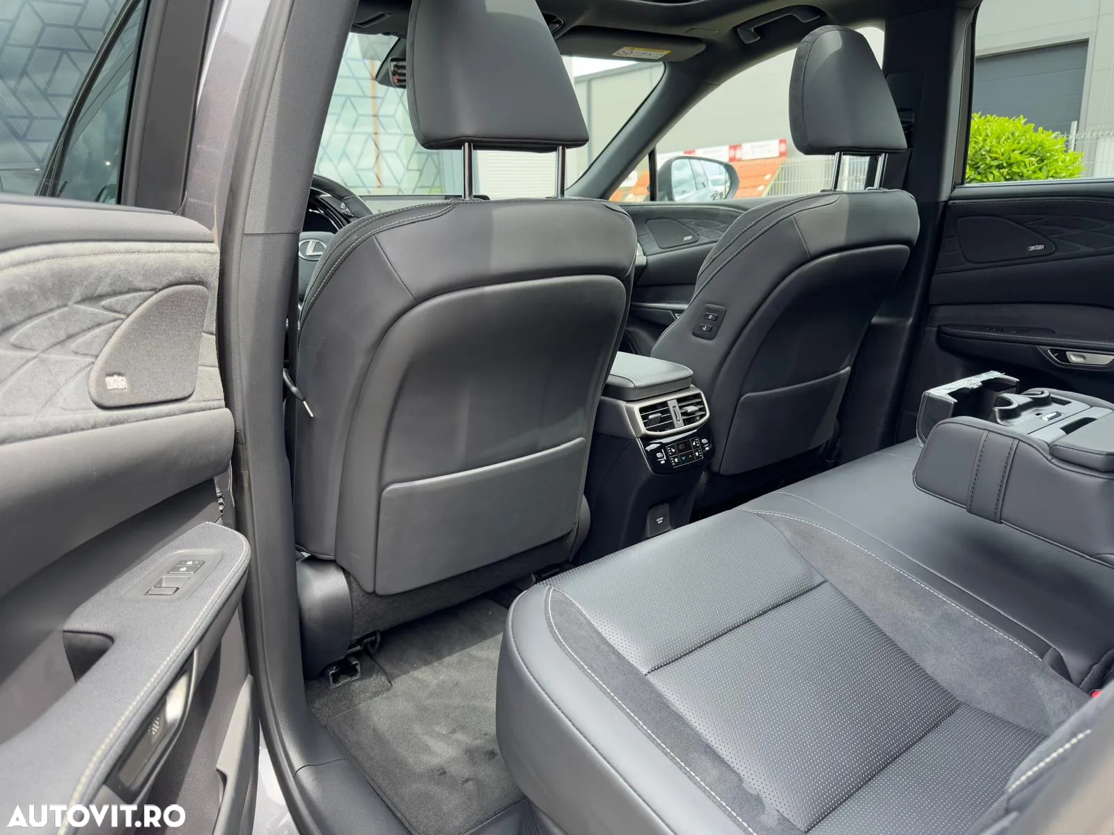 Lexus Seria RX 350h E-Four HEV Luxury Mark Levinson - 31