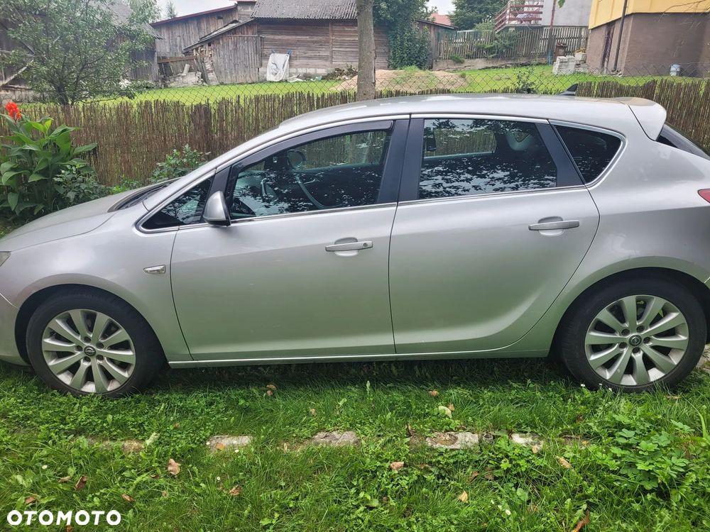Opel Astra 1.7 CDTI Enjoy - 8
