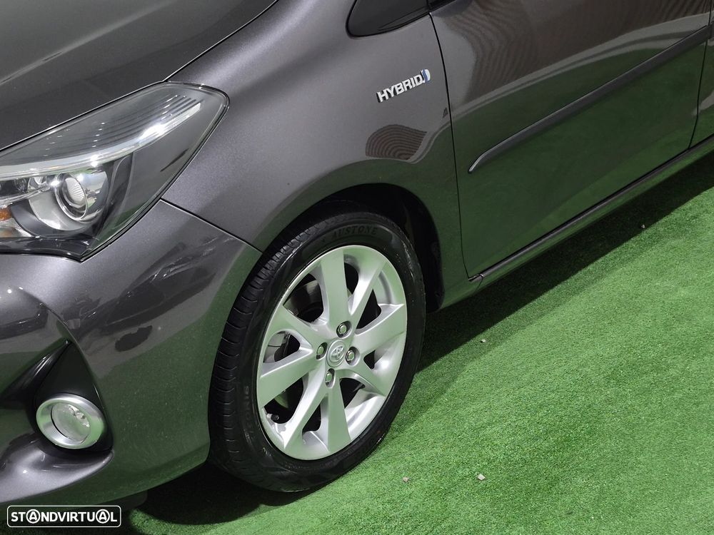 Toyota Yaris 1.5 HSD Comfort+P.Techno - 4