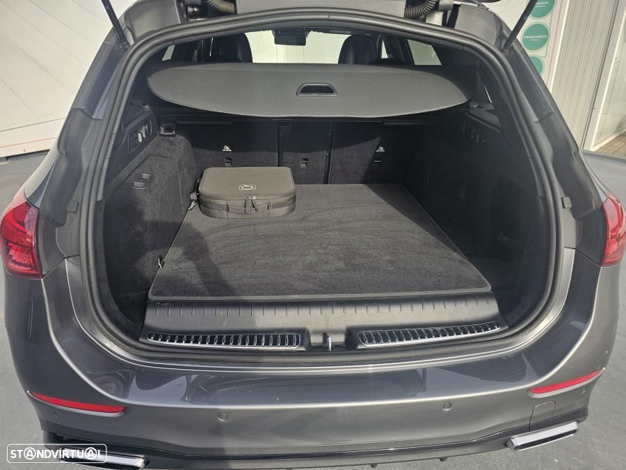 Mercedes-Benz C 300 e T 9G-TRONIC AMG Line - 17