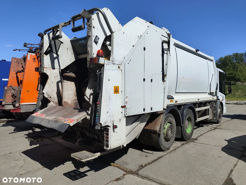 Mercedes-Benz ECONIC - 6