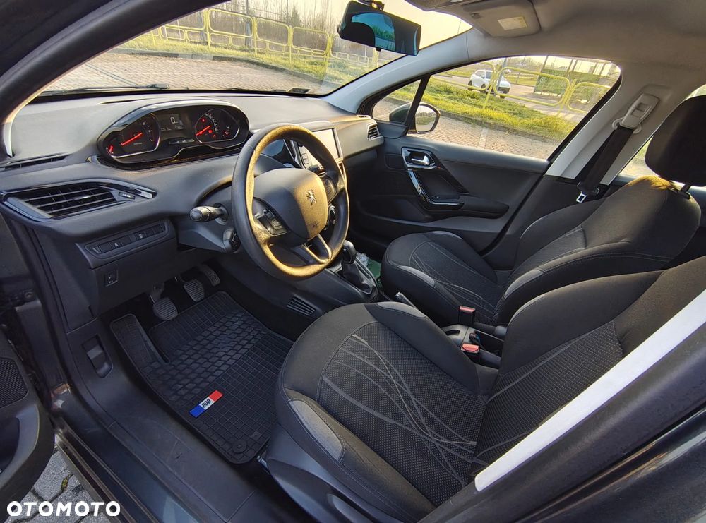 Peugeot 208 1.2 PureTech Active - 10