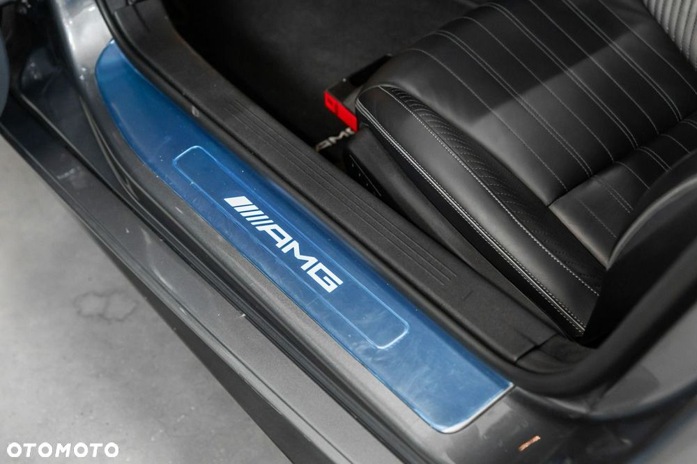 Mercedes-Benz AMG GT S Speedshift 7G-DCT - 33