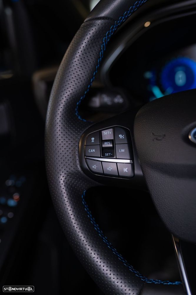 Ford Focus 2.3 EcoBoost S&S ST - 35