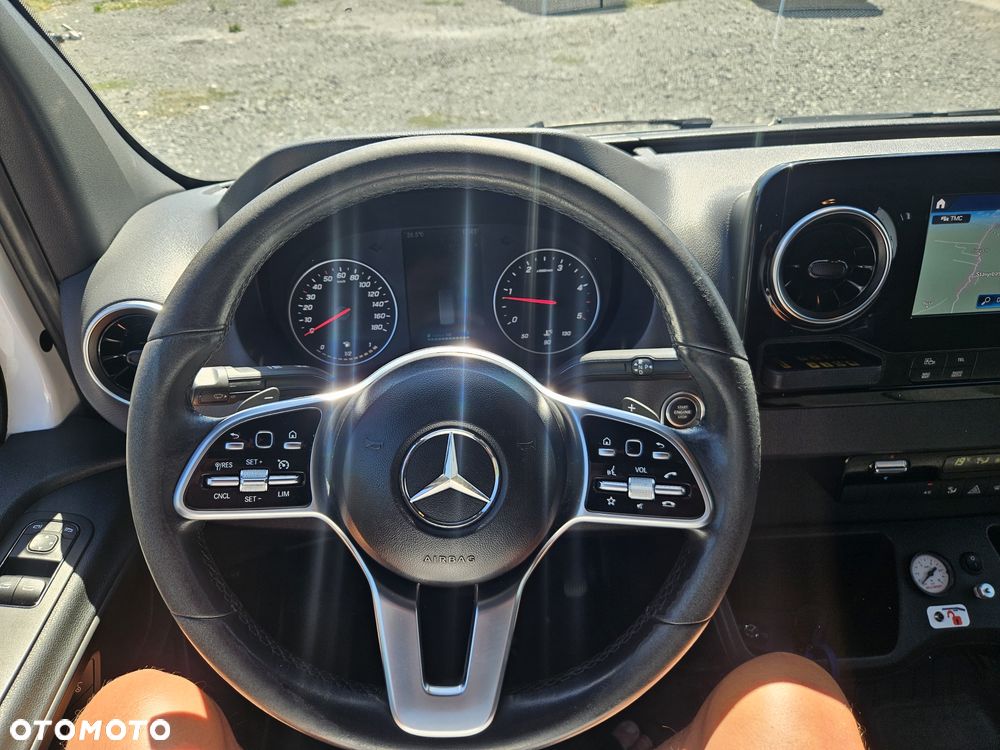 Mercedes-Benz SPRINTER - 4