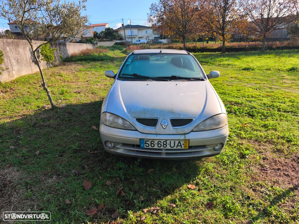 Renault Mégane 1.4 Confort Authentique - 5