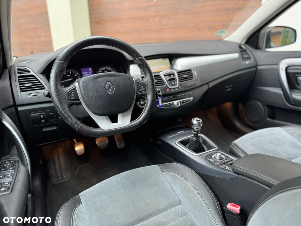 Renault Laguna 2.0 16V Turbo GT - 30