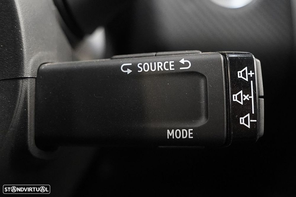 Renault Clio 1.0 TCe RS Line - 18