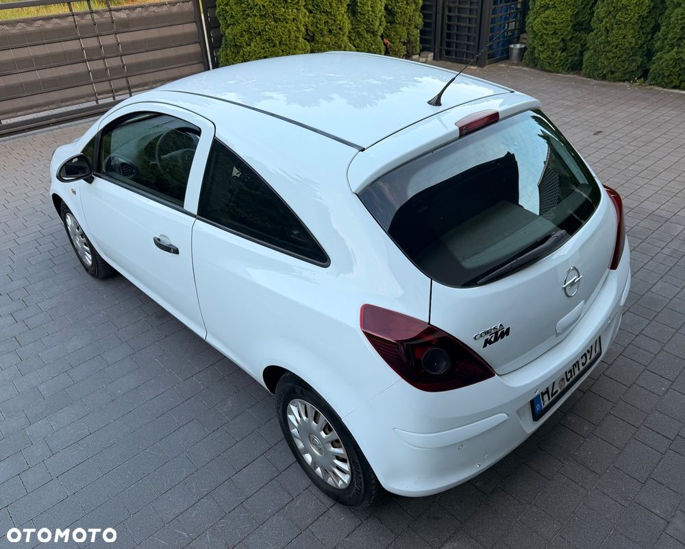 Opel Corsa 1.2 16V - 11