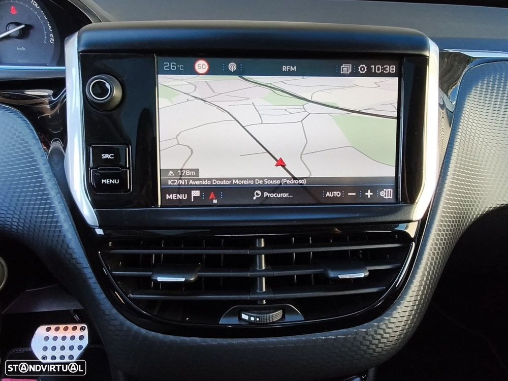 Peugeot 2008 1.2 PureTech Crossway EAT6 - 31