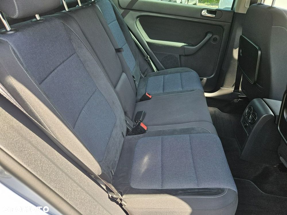Volkswagen Golf Plus - 19