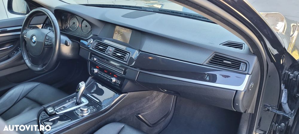 BMW Seria 5 520d Aut. Modern Line - 8