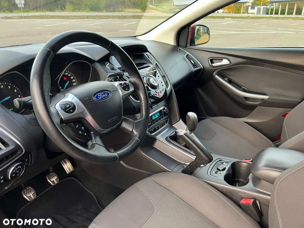 Ford Focus - 35