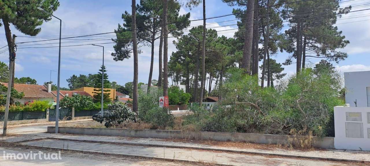 Terreno com 600m2, Lagoa de Albufeira, Sesimbra - Grande imagem: 2/7