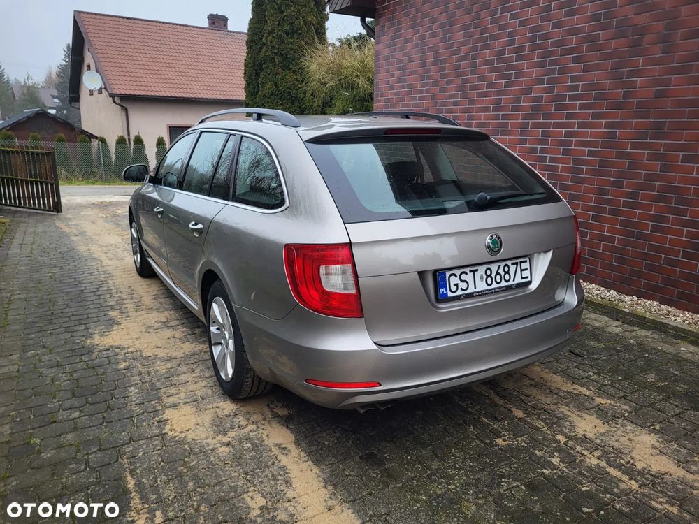 Skoda Superb 1.6 TDI GreenLine - 3