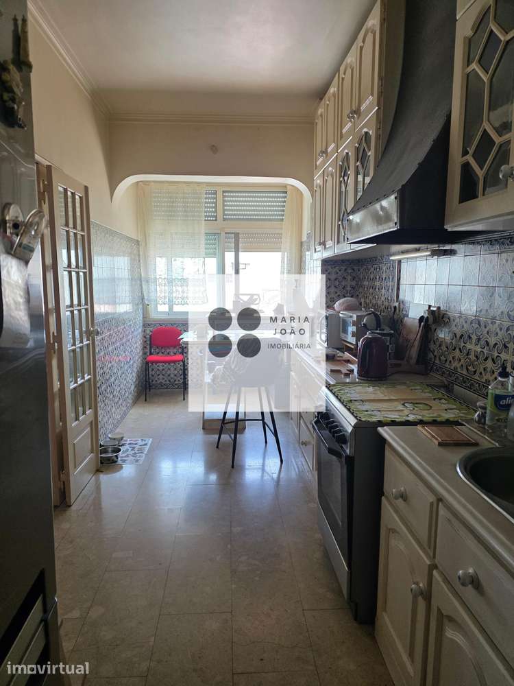 Excelente Apartamento, CENTRAL, Perto Transportes - Grande imagem: 3/12