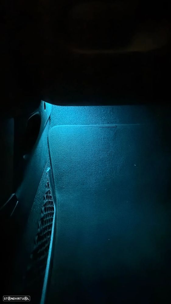 MINI 5 Portas Cooper D Auto - 41