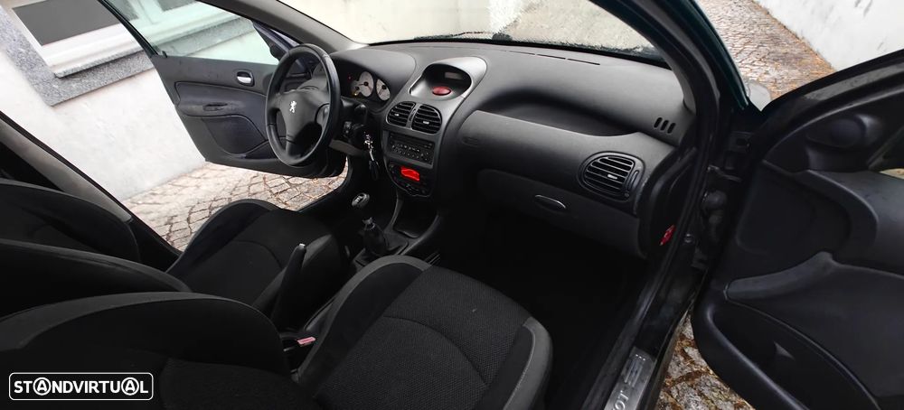 Peugeot 206 1.4 HDi Black & Silver - 12