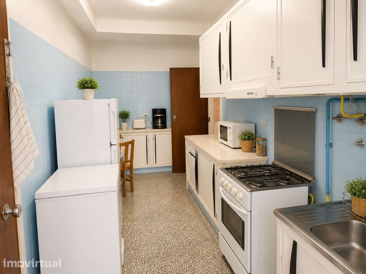 Apartamento T4 com varanda e elevador no centro de Leiria - Grande imagem: 5/20