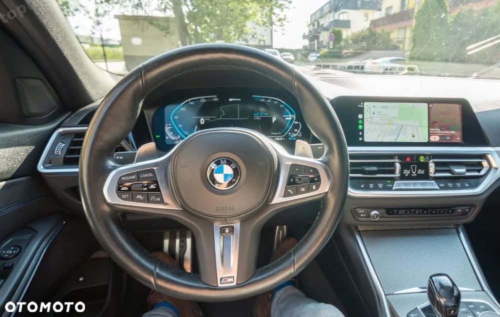 BMW Seria 3 330e M Sport - 7