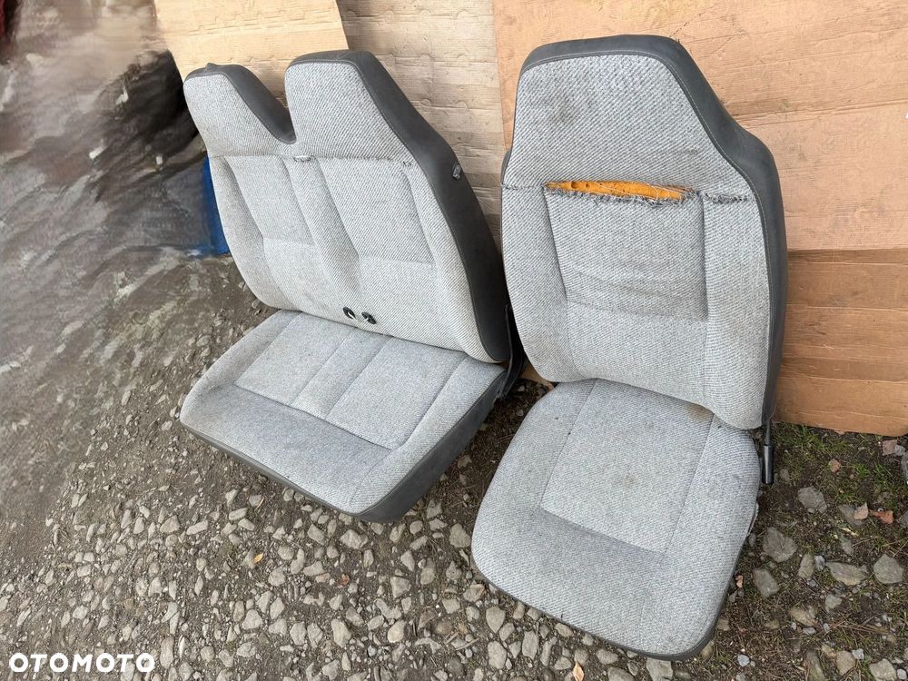 Fotele fotel kanapa Nissan Trade Atleon 1987-2002 komplet - 5