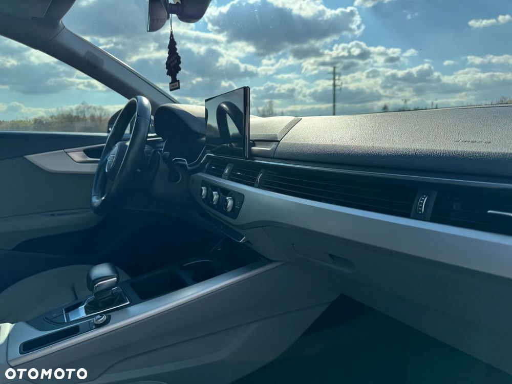 Audi A4 Avant 30 TDI mHEV S tronic - 25