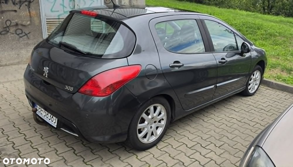 Peugeot 308 HDi FAP 135 Platinum - 17
