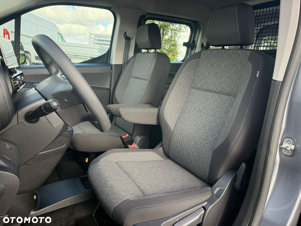 Opel Combo Combo Kombi Edition Plus 1.2 PureTech 110 KM S&S MT6 - 25