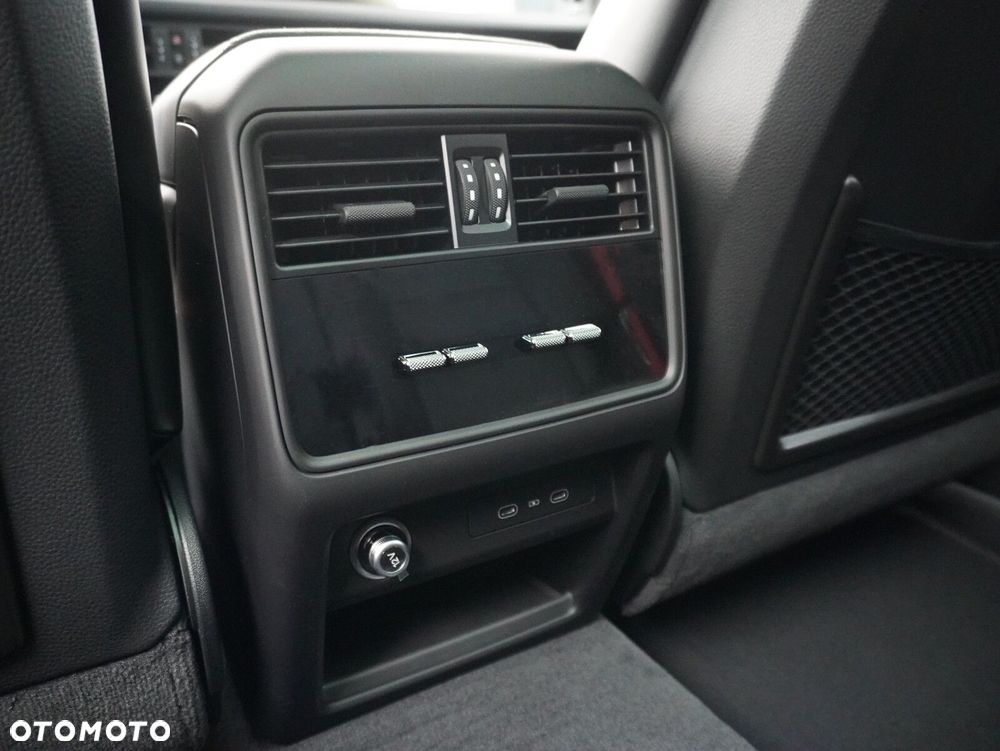 Porsche Cayenne GTS - 33