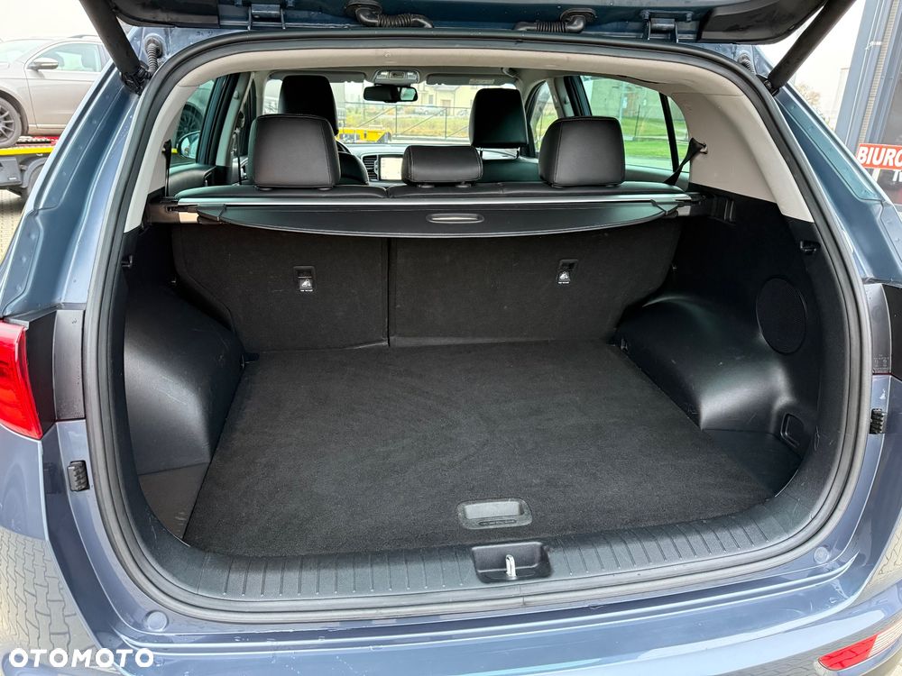 Kia Sportage 2,0 CRDI 2WD ISG Spirit - 33