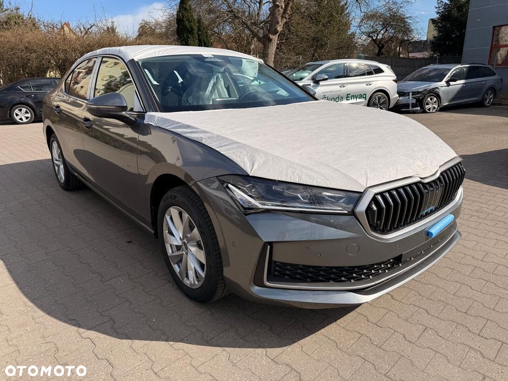 Skoda Superb - 2